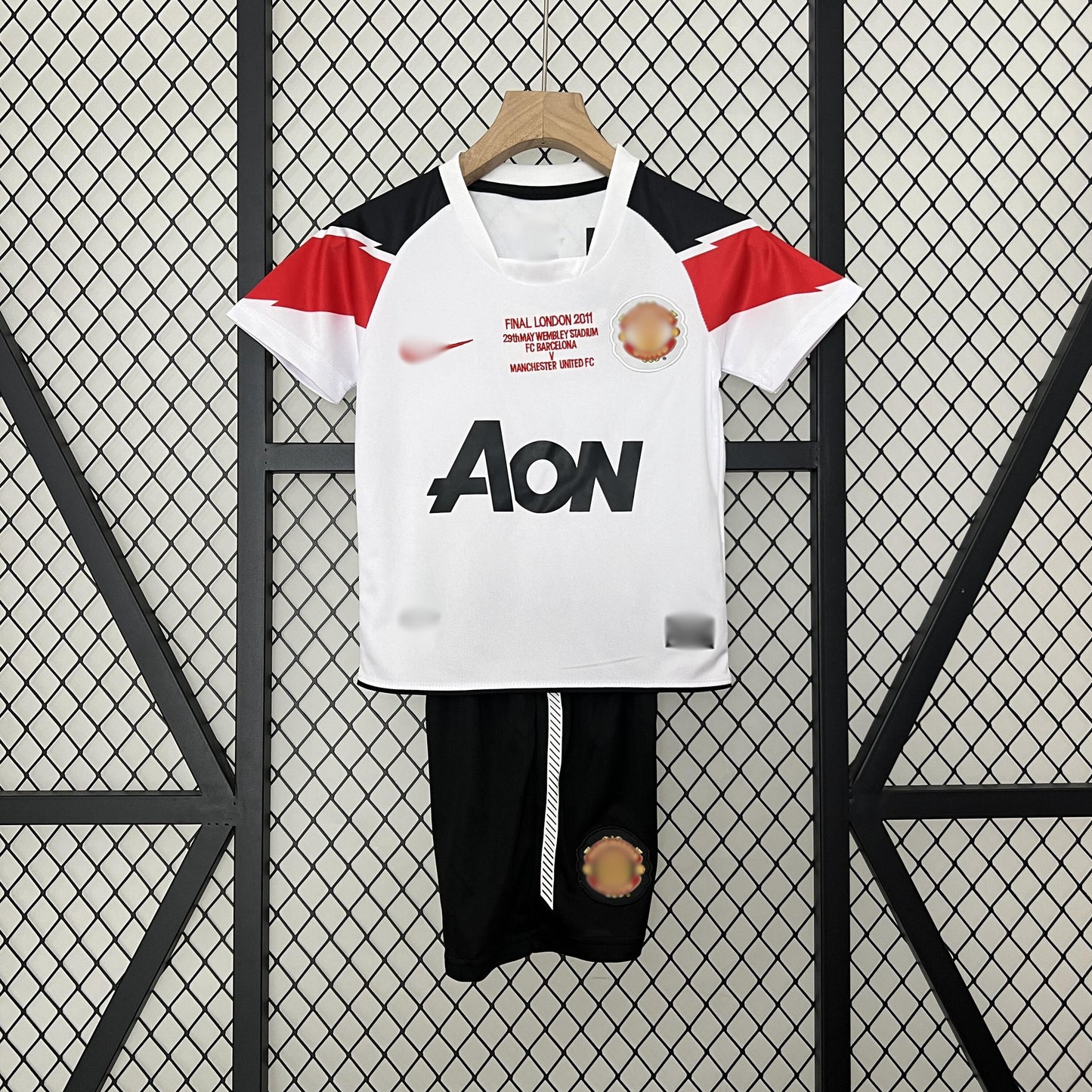 Kit Retro Niño Manchester United Visitante 10-11