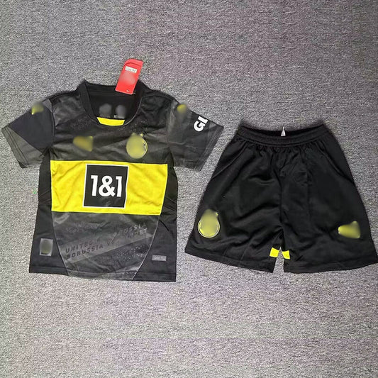 Kit Niño/Adulto Borussia Dortmund Visitante 24-25