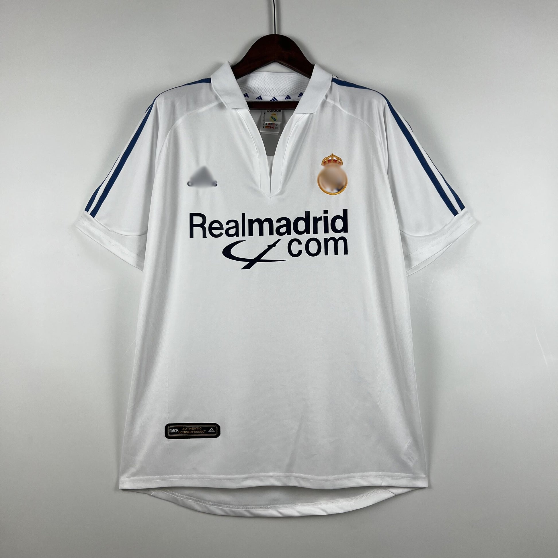 Camiseta Retro Real Madrid Local 01-02 delante