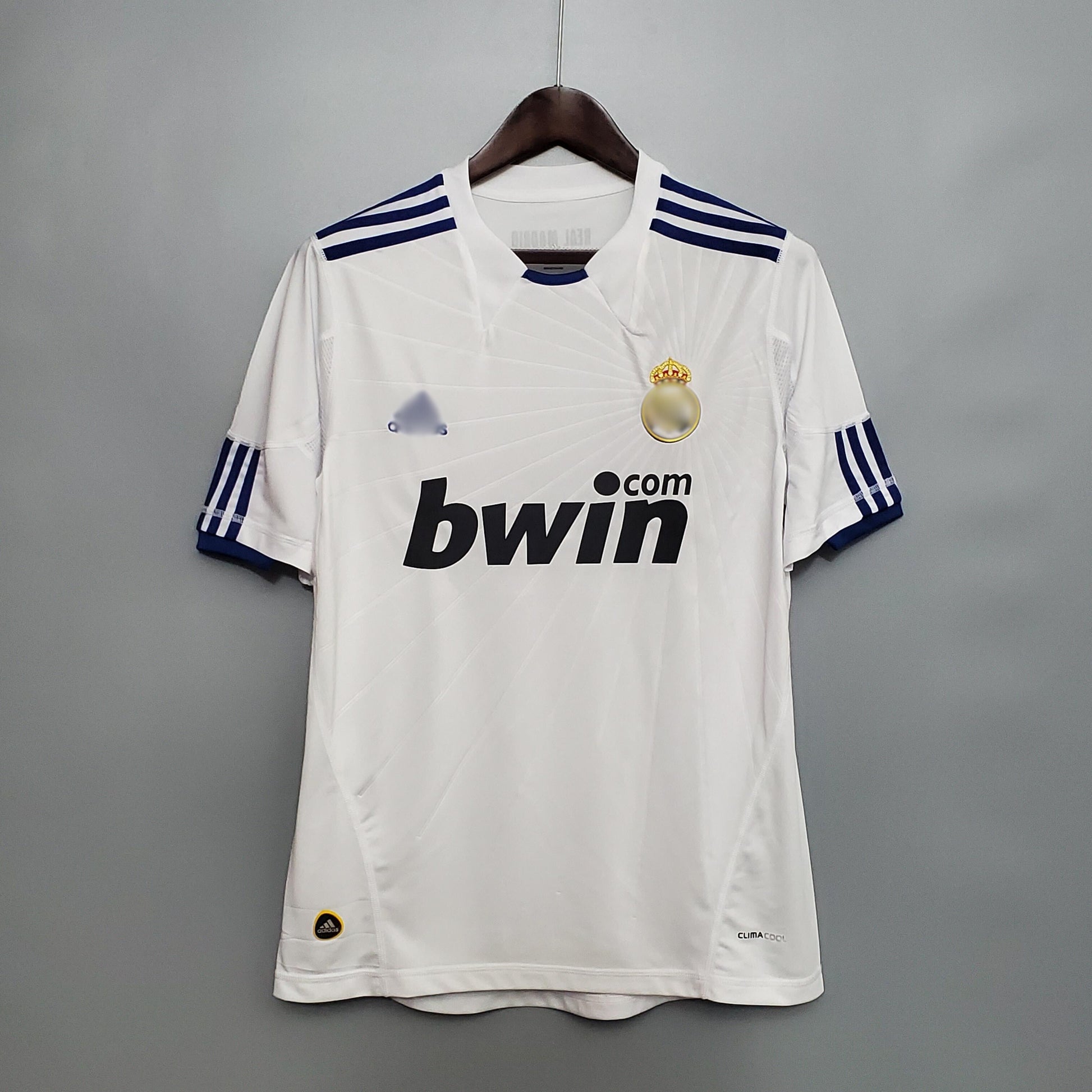 Camiseta Retro Real Madrid Local 10-11 delante