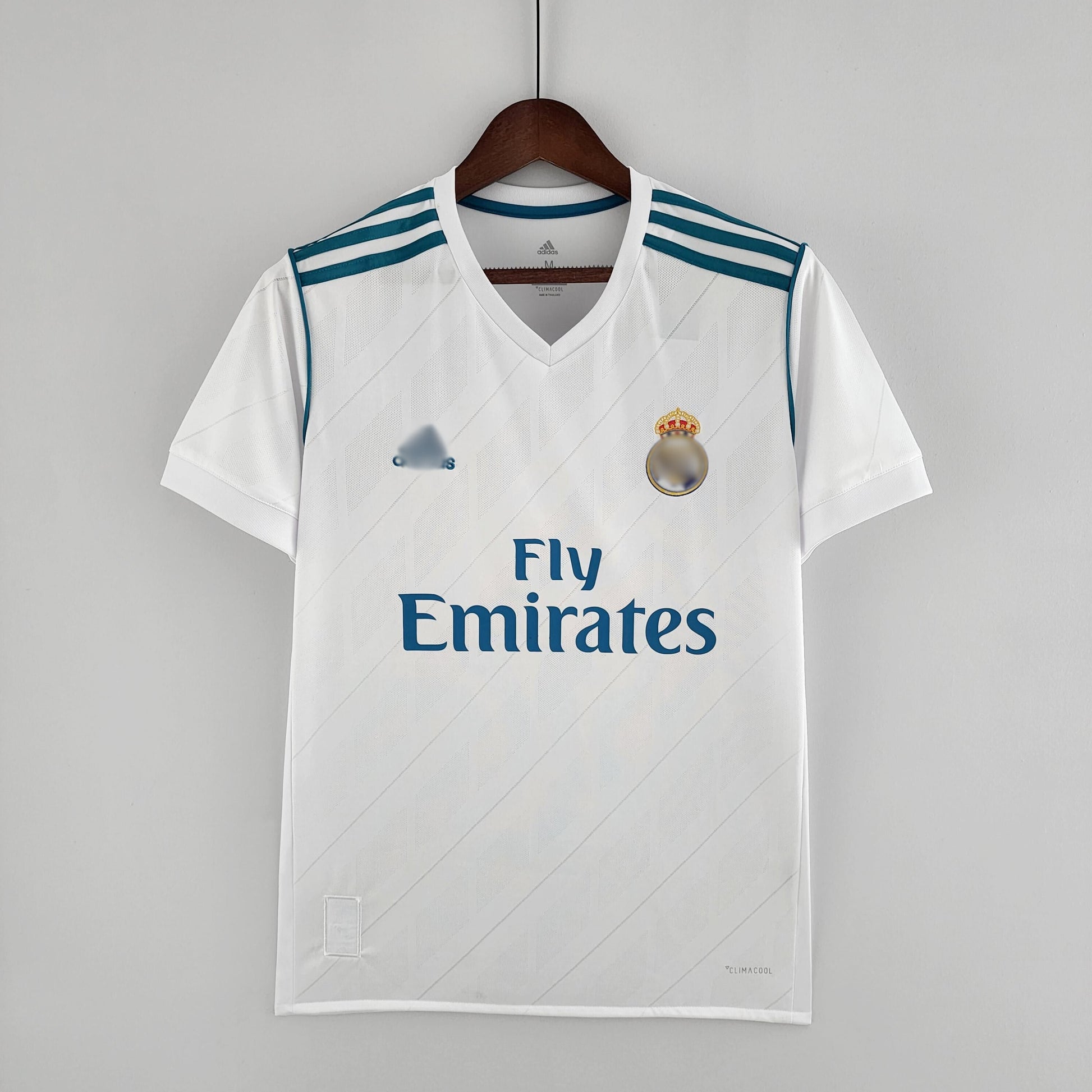 Camiseta Retro Real Madrid Local 17-18 delante